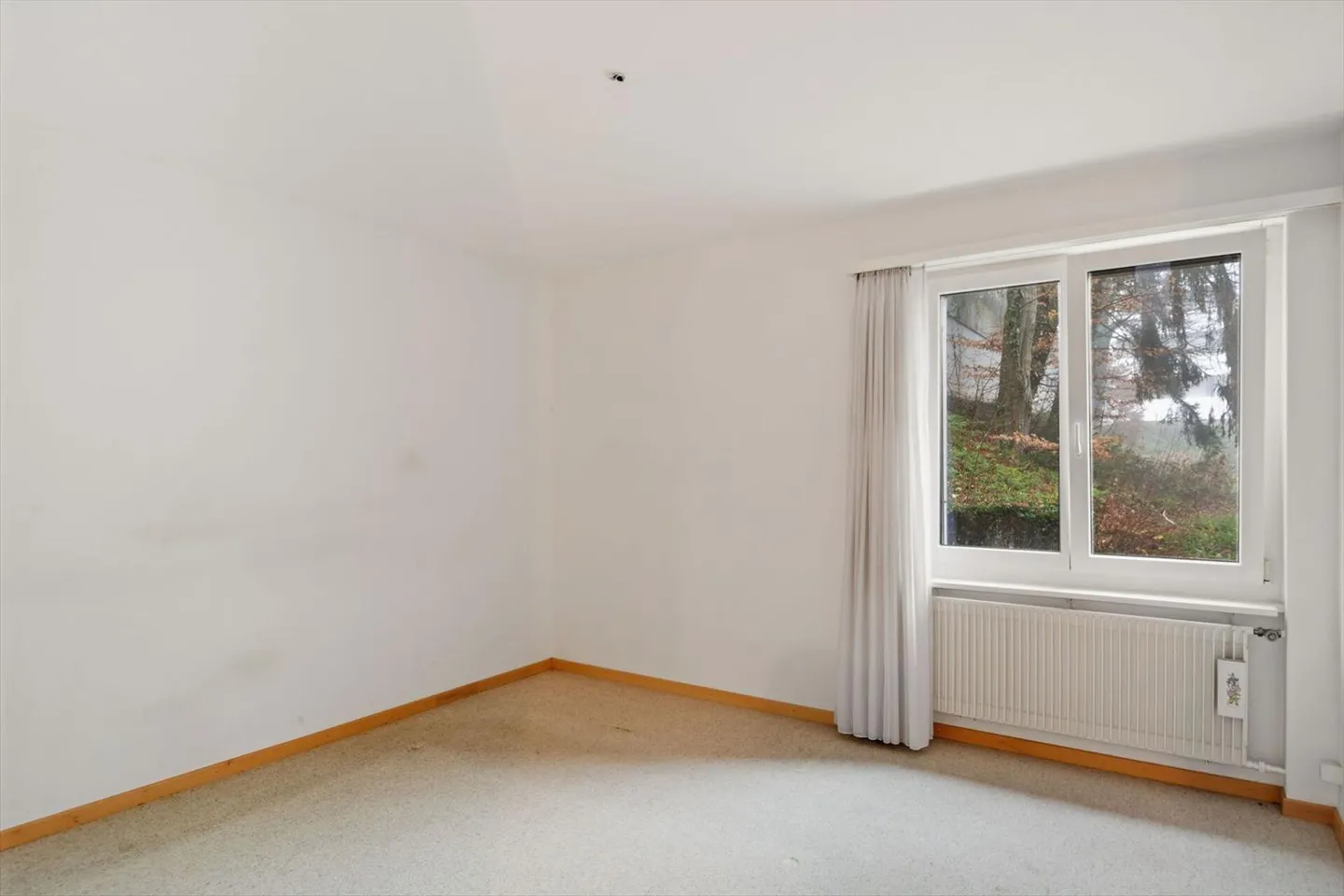 Grenchen, appartement de 3,5 pièces avec terrasse au rez-de-chaussée - Photo 9 sur 10