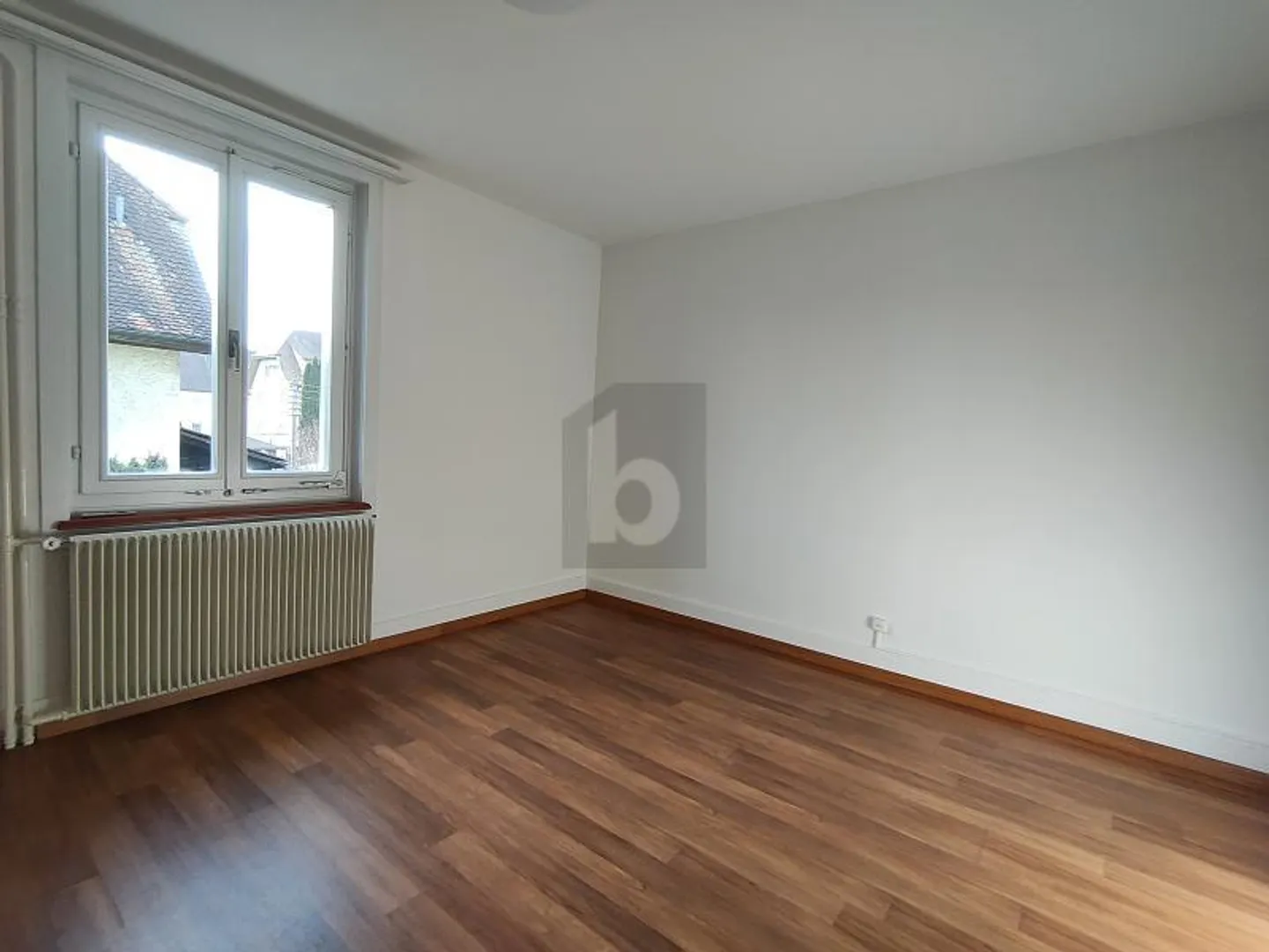 LICHTDURCHFLUTET UND GEMÜTLICH, AN GUTER LAGE - Photo 3 sur 6