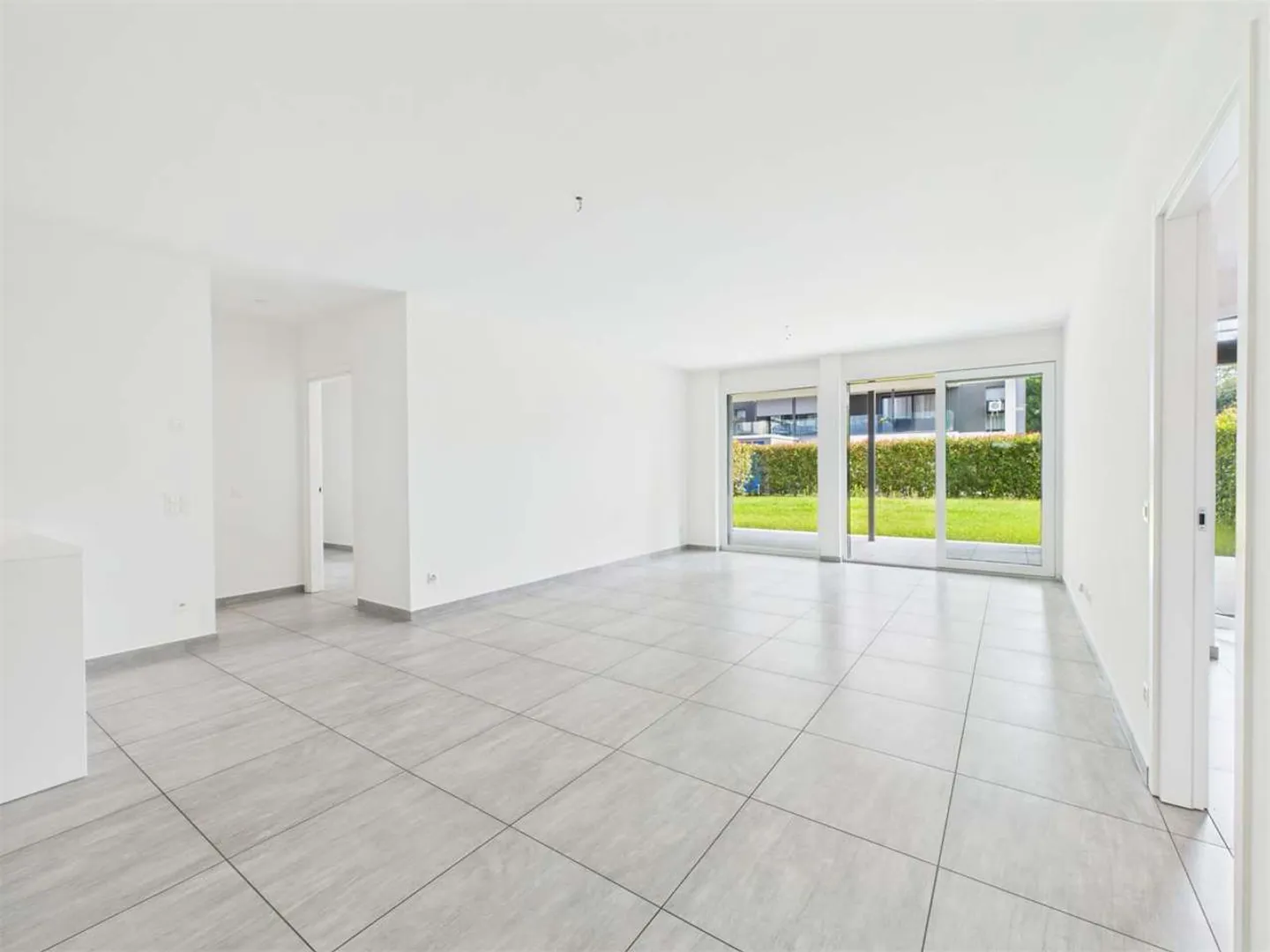 Apartment with Yield: Comfort and Style Bellinzona - Photo 3 of 10