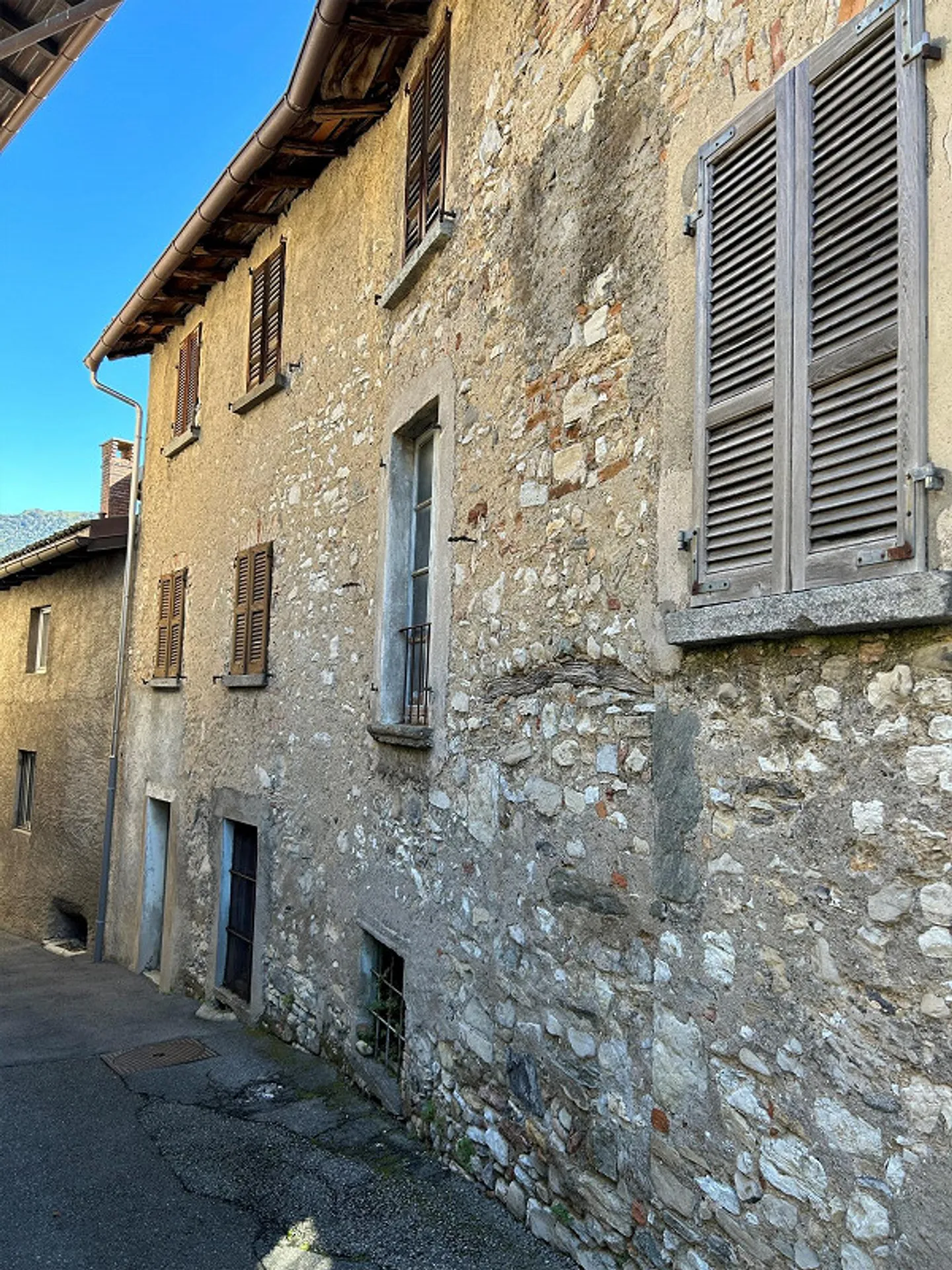 VENDESI IMMOBILE DA RISTRUTTURARE - Foto 7 di 7