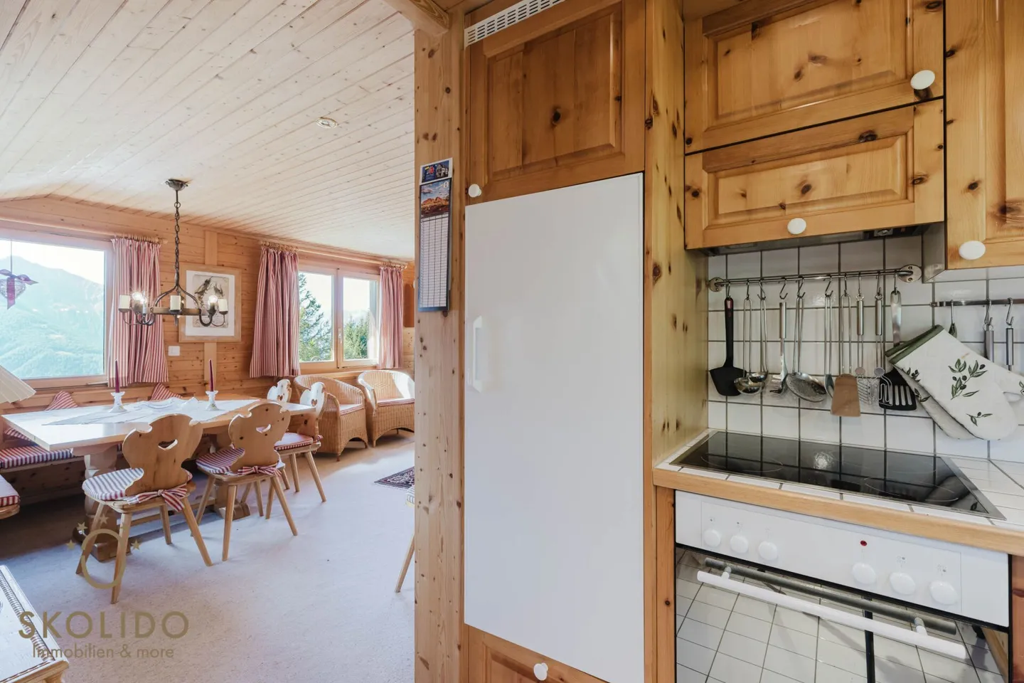 Chalet Gomserblick with separate studio apartment and panoramic view - Photo 9 of 56