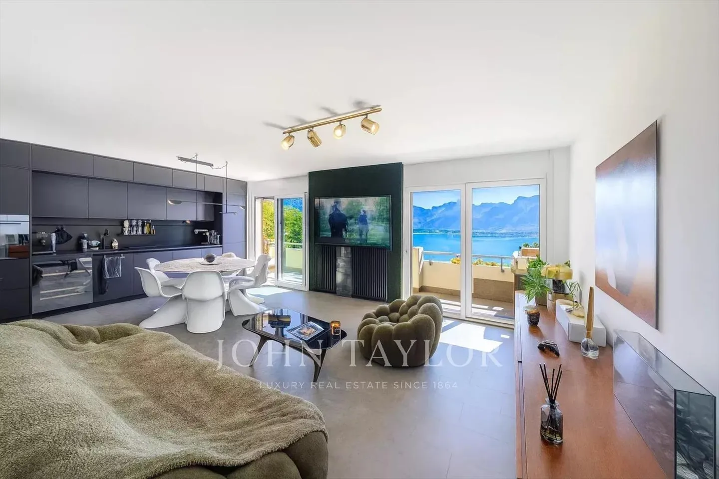 Le sentiment de luxe d'une vue à couper le souffle - Photo 1 sur 12