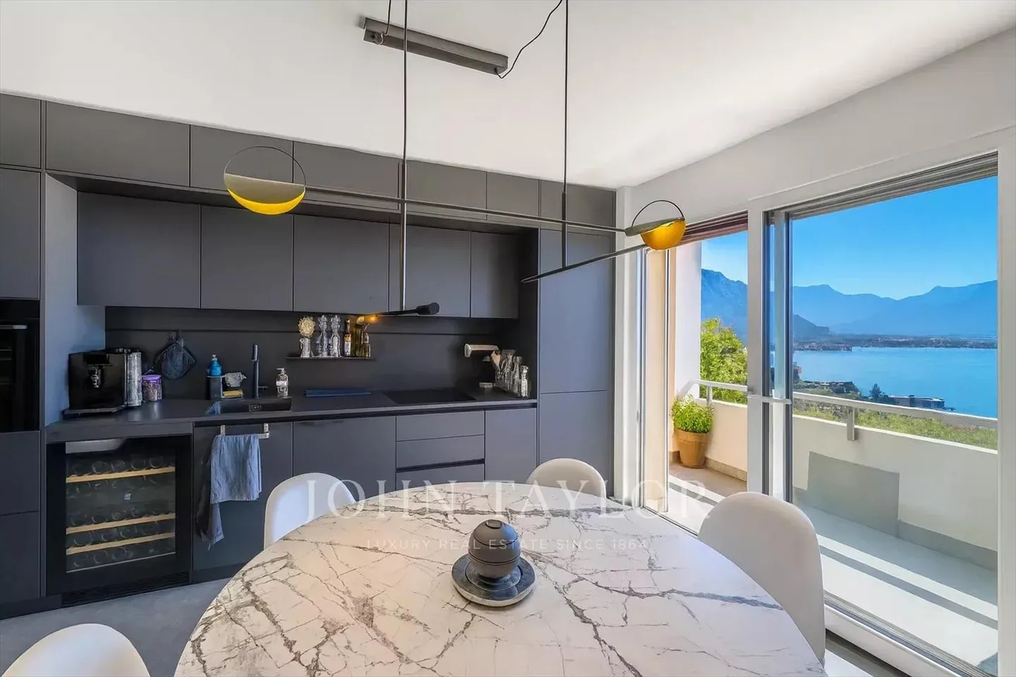 Le sentiment de luxe d'une vue à couper le souffle - Photo 3 sur 12