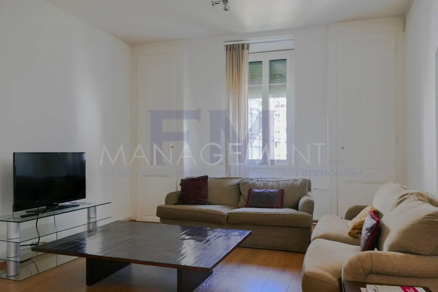 Furnished apartment for rent - Photo 1 of 6