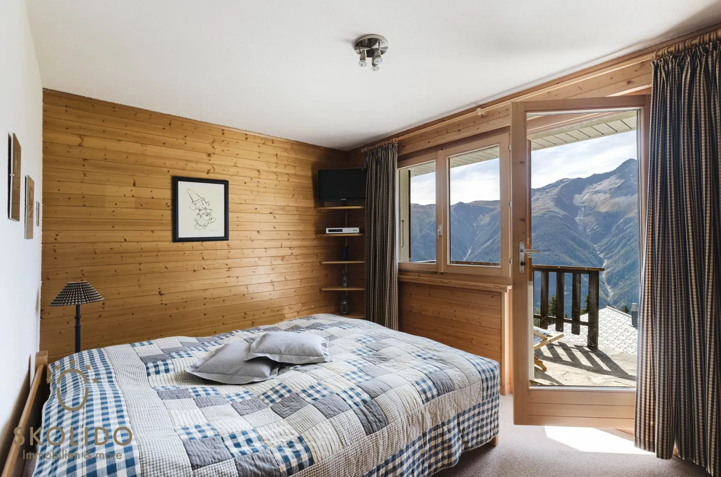 Chalet Gomserblick with separate studio apartment and panoramic view - Photo 22 of 56