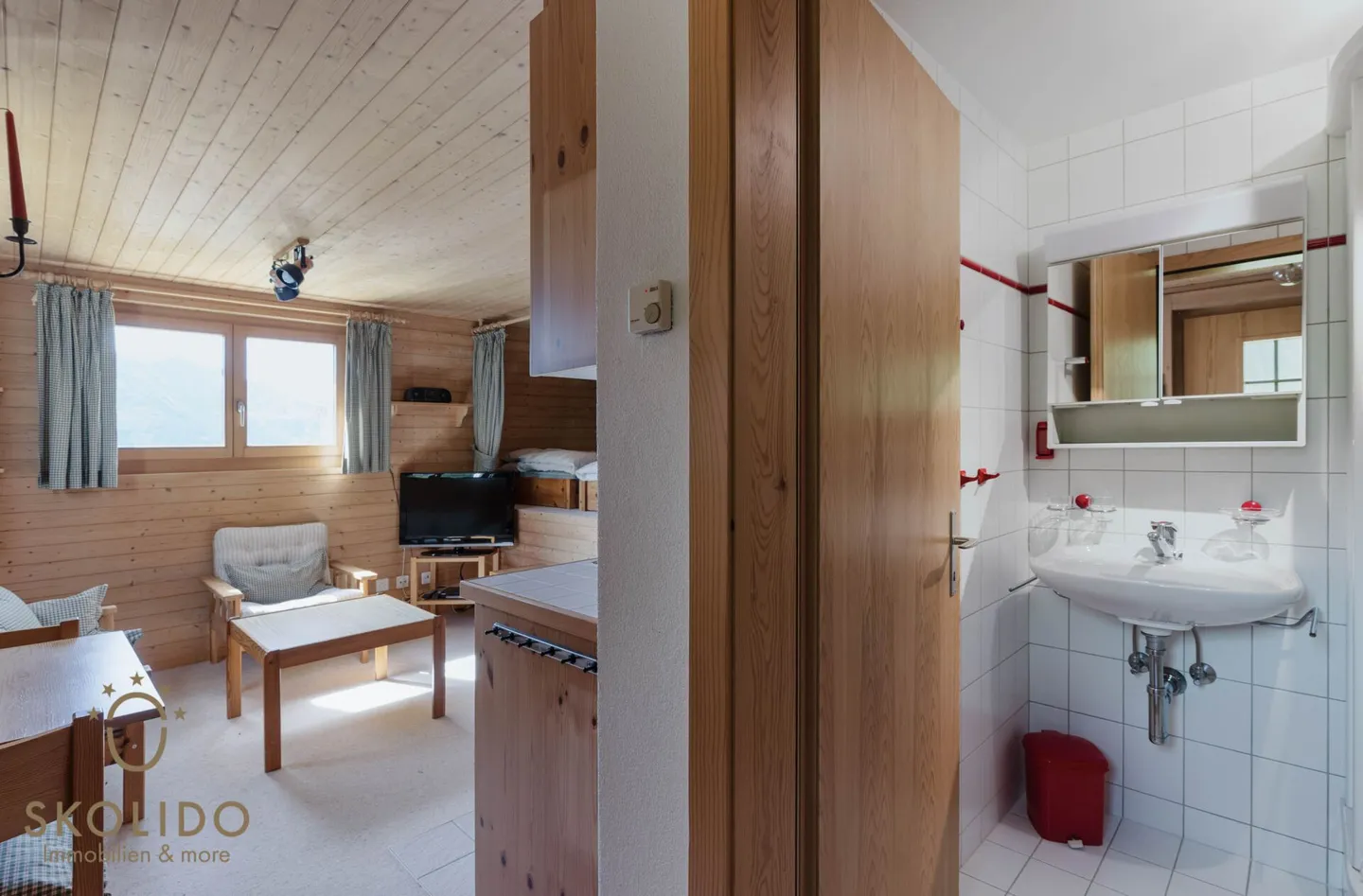 Chalet Gomserblick with separate studio apartment and panoramic view - Photo 34 of 56