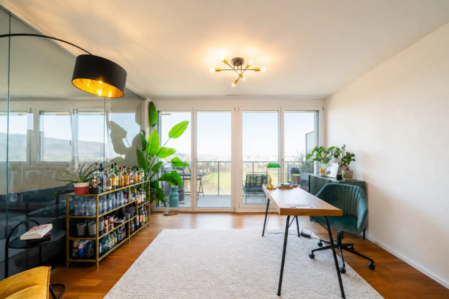 Appartement élégant avec vue sur la ville - Photo 14 sur 14