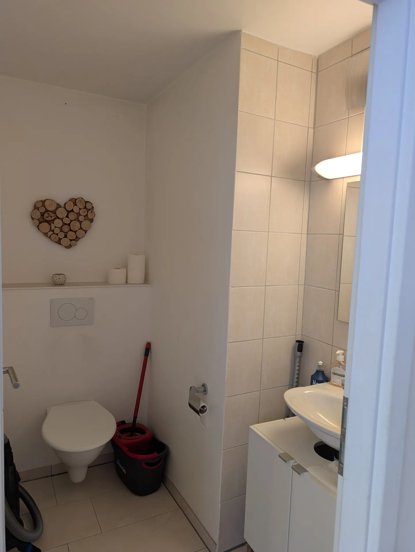 Büro mit 1,0 Zimmer im Erdgeschoss - Foto 3 von 3