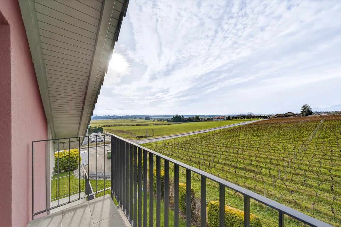 HARMONIE UND KOMFORT IM HERZEN DER WEINBERGE - Foto 3 von 7