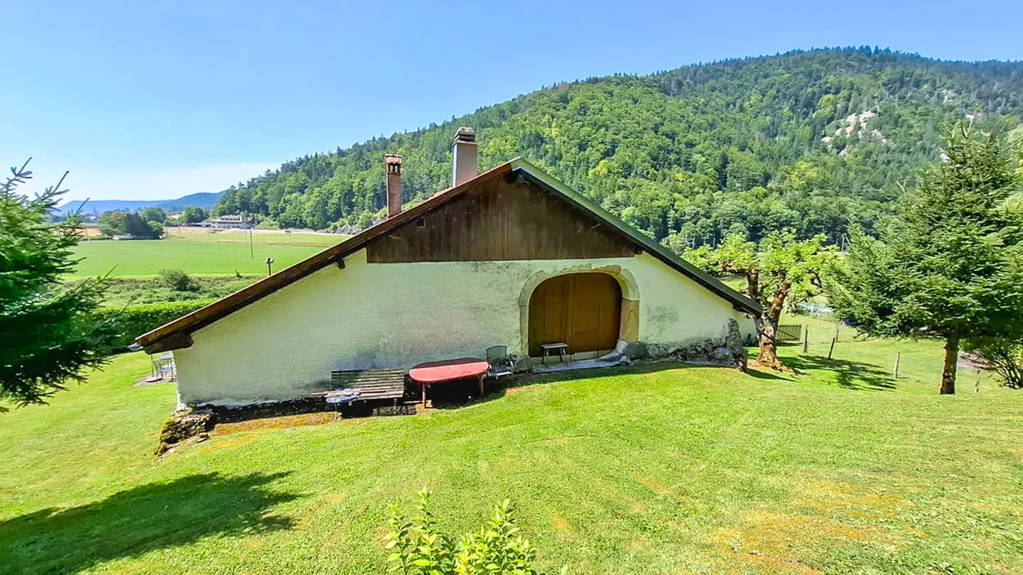 Alte Farm auf einem 2'169 m2 großen Grundstück + 6'072 m2 Land - Foto 19 von 22