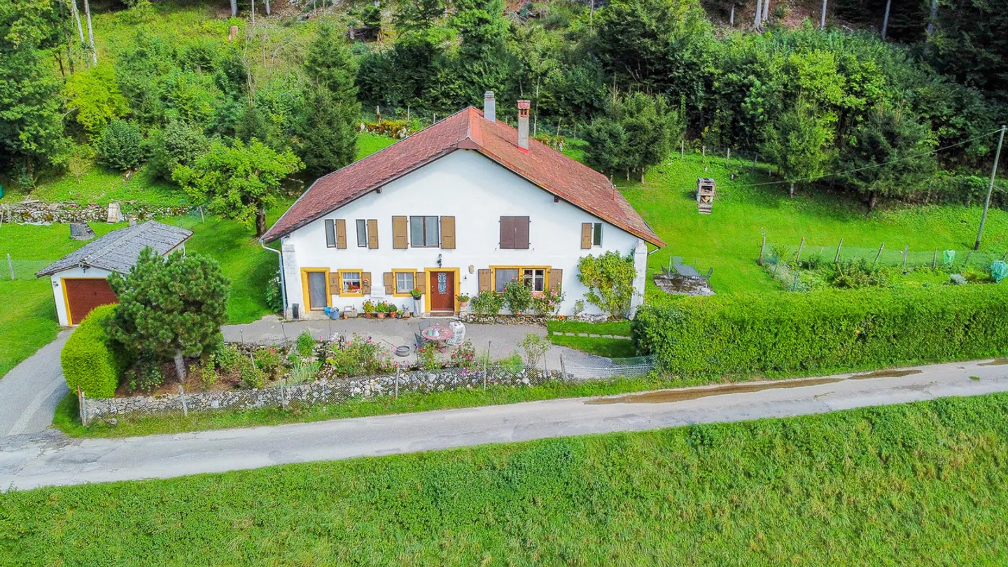 Alte Farm auf einem 2'169 m2 großen Grundstück + 6'072 m2 Land - Foto 22 von 22