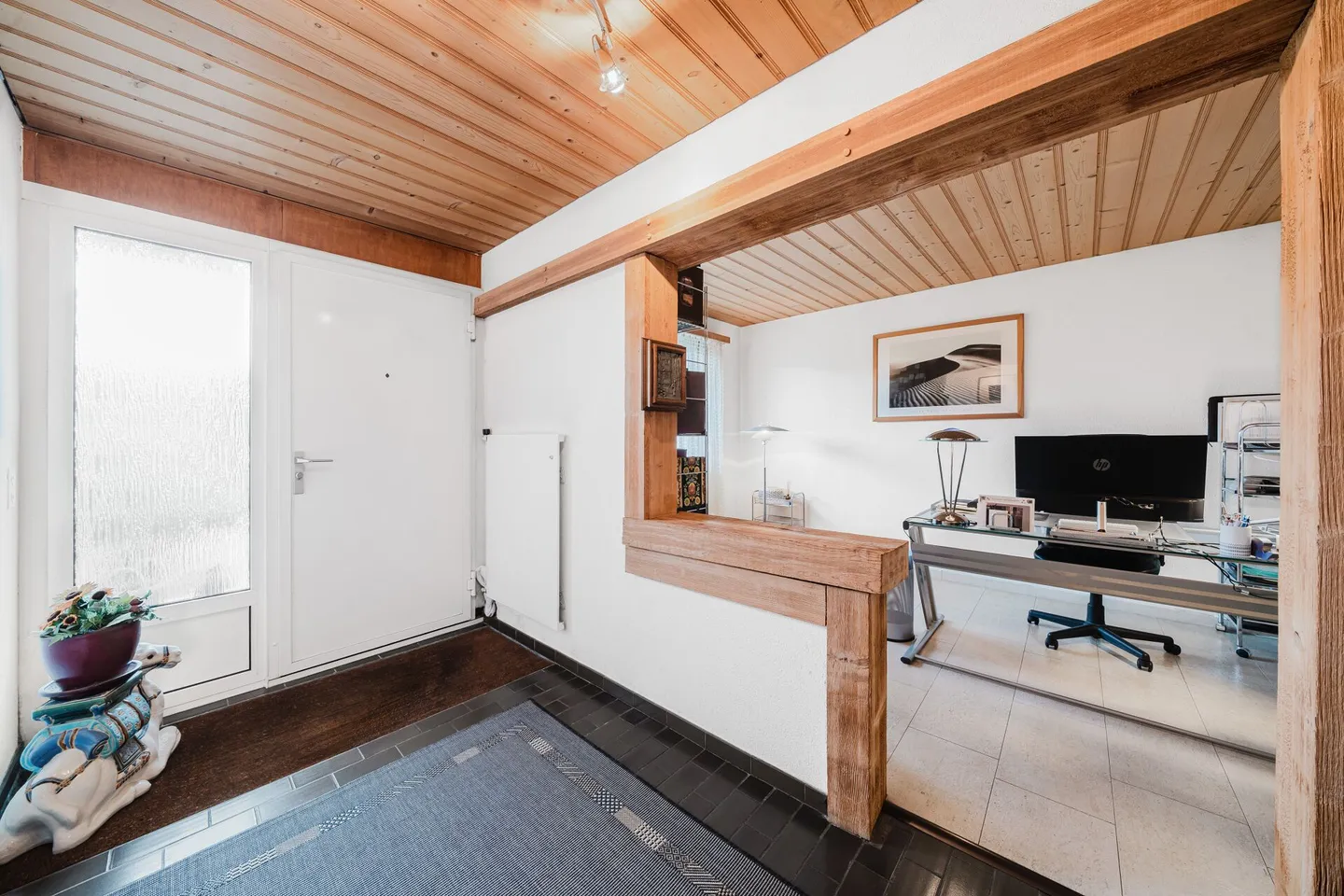 Casa bifamiliare con terrazza e padiglione in vetro - Foto 5 di 22