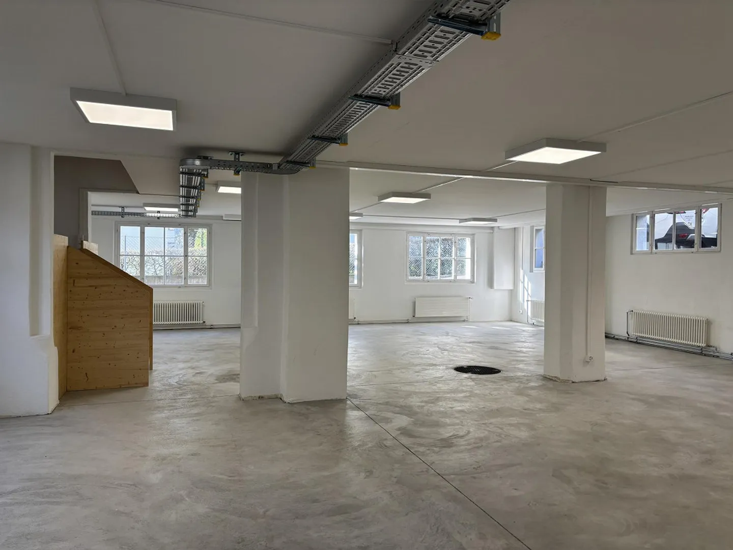 Superficie commerciale nel centro di Cham - Foto 3 di 5