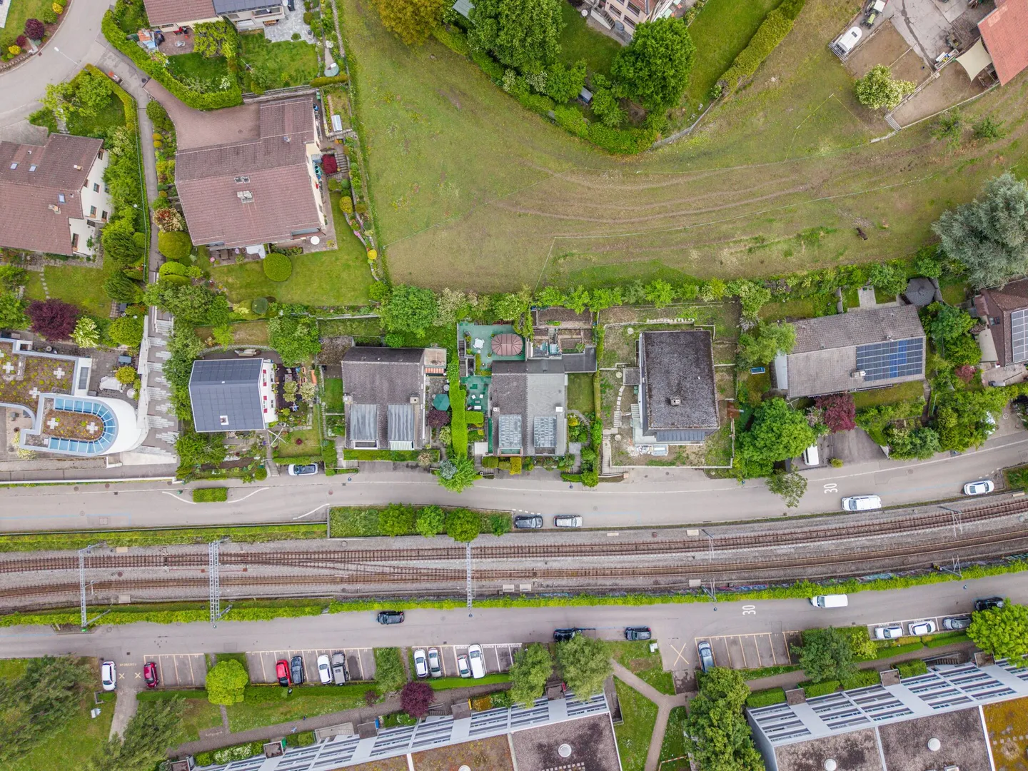 Casa bifamiliare con terrazza e padiglione in vetro - Foto 22 di 22