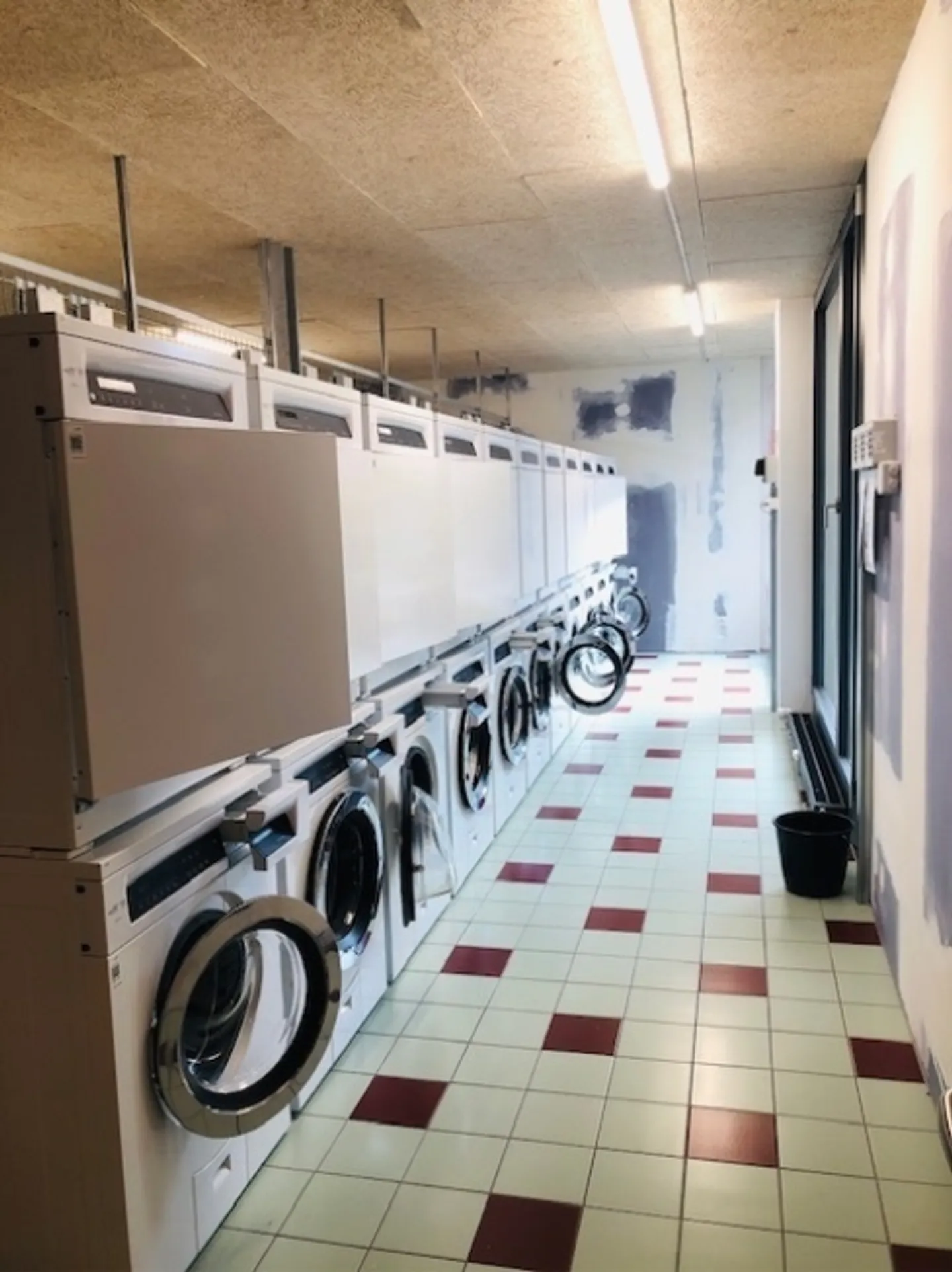 1½ PIÈCE APPARTEMENT À KÖNIZ (BE), MEUBLÉ, TEMPORAIRE - Photo 8 sur 10