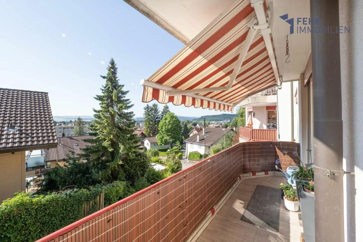 Fehr Immobiliare - Ampio appartamento di 5½ stanze in una posizione soleggiata - Foto 4 di 13