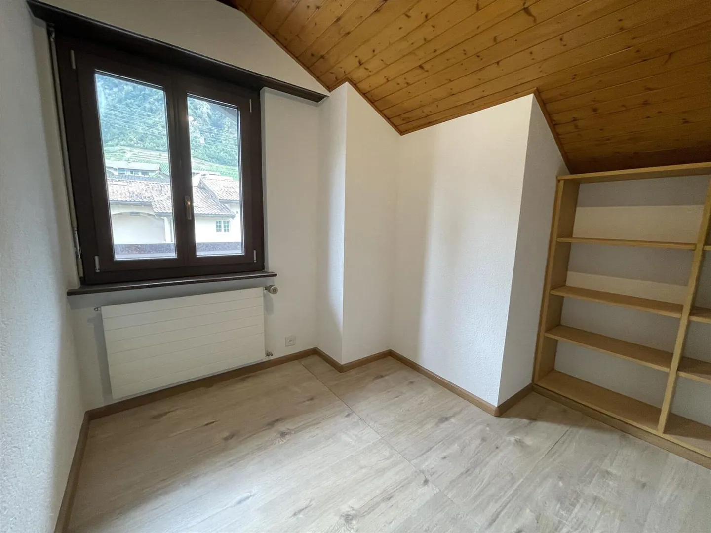 Duplex 4,5 pièces à Grône - Photo 7 sur 13