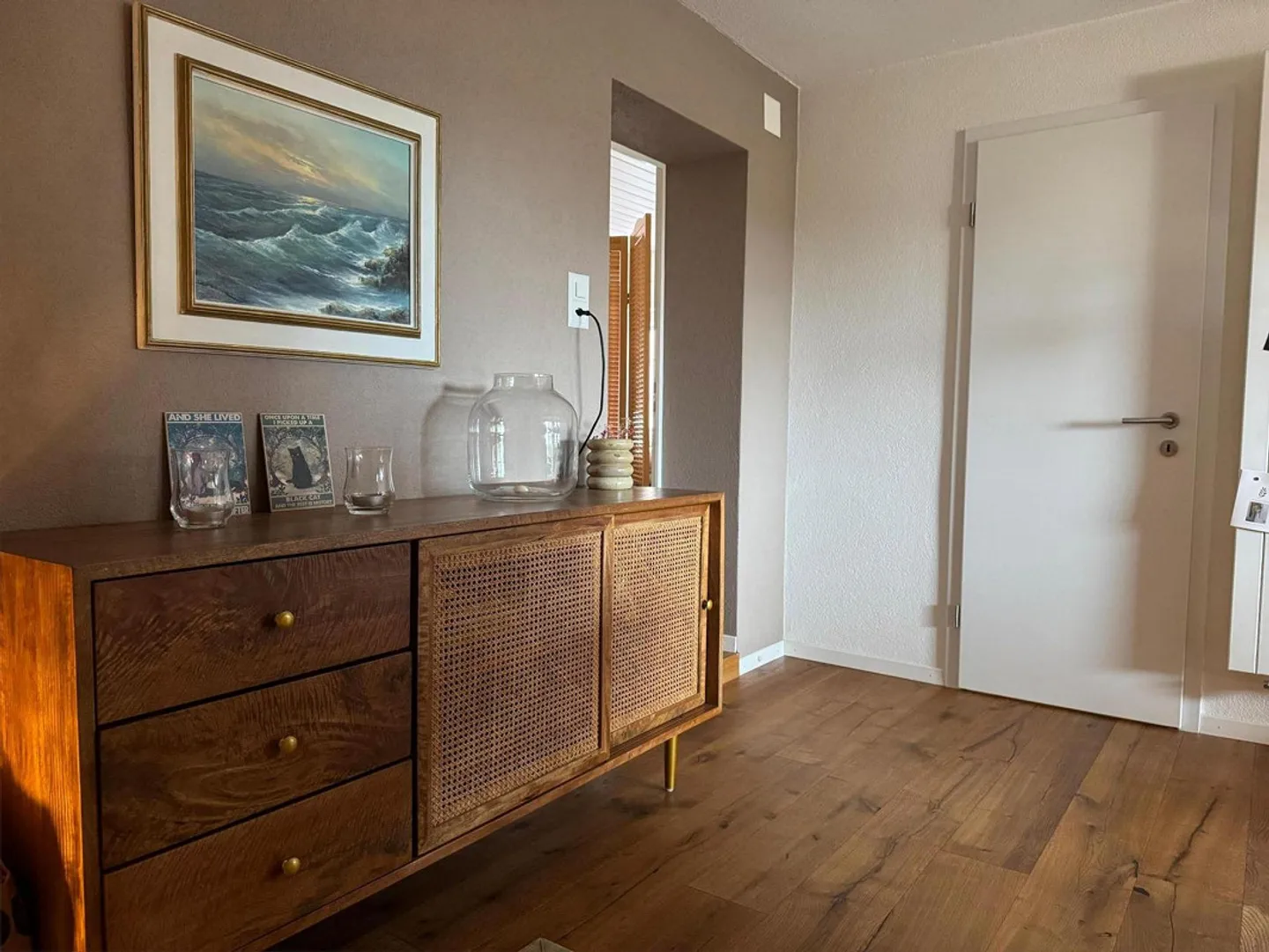 Charming 3.5-room apartment for lovers in a historic building - Photo 3 of 14