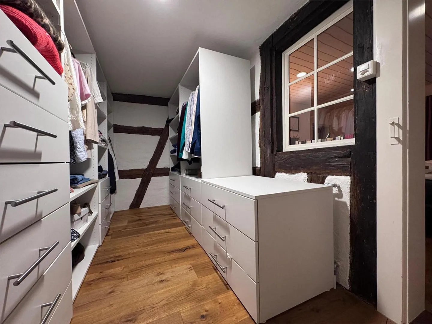 Charming 3.5-room apartment for lovers in a historic building - Photo 11 of 14