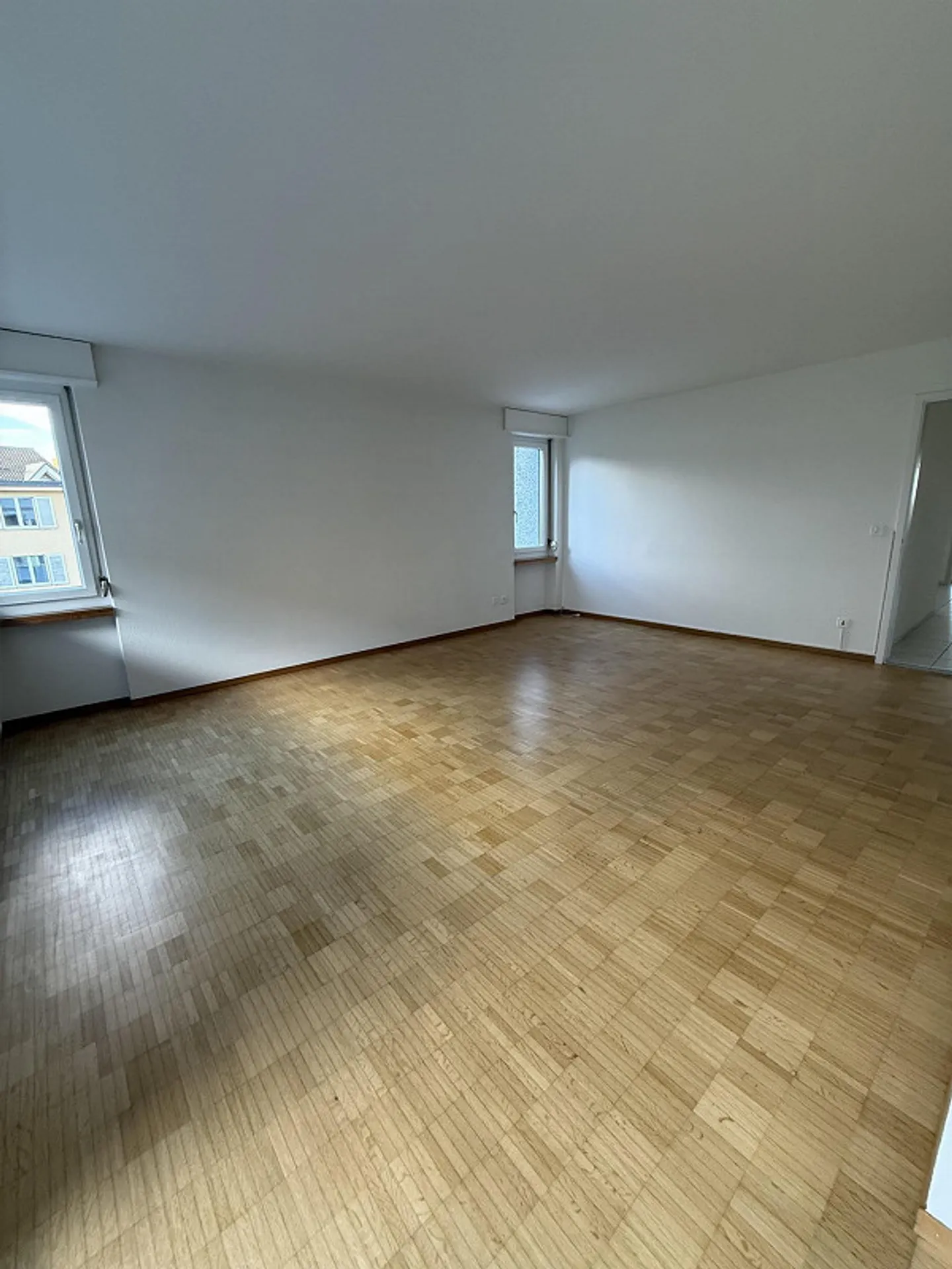 Appartamento spazioso di 5,5 stanze - Foto 5 di 12