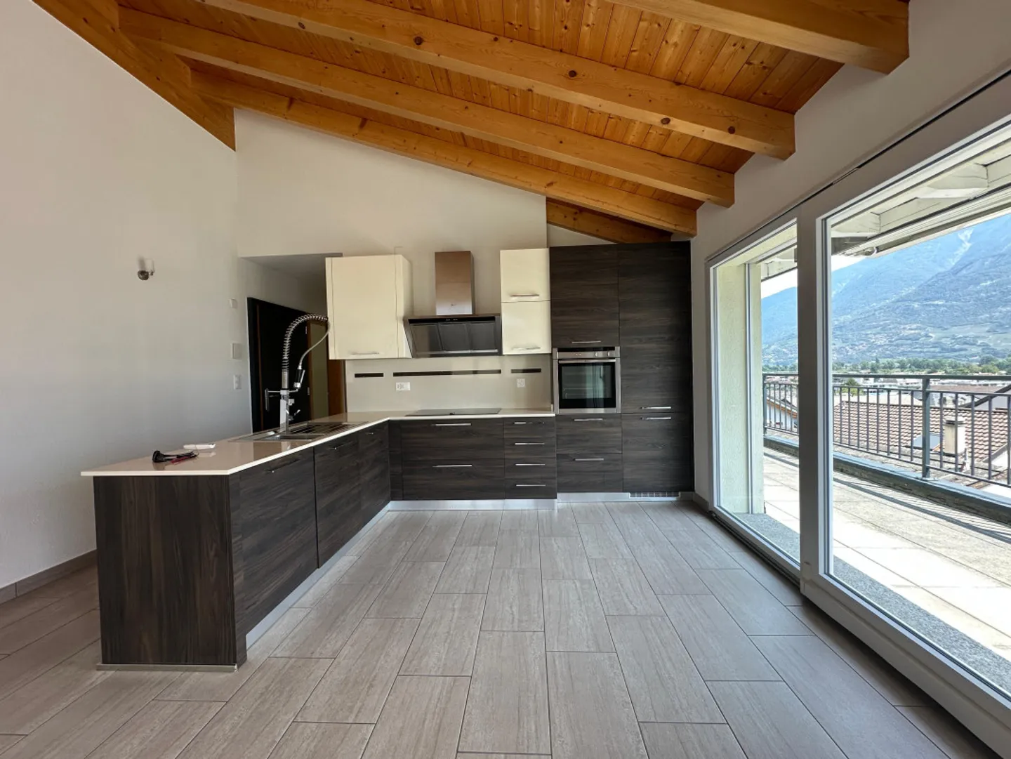 Appartamento 4.5 stanze - Foto 1 di 12