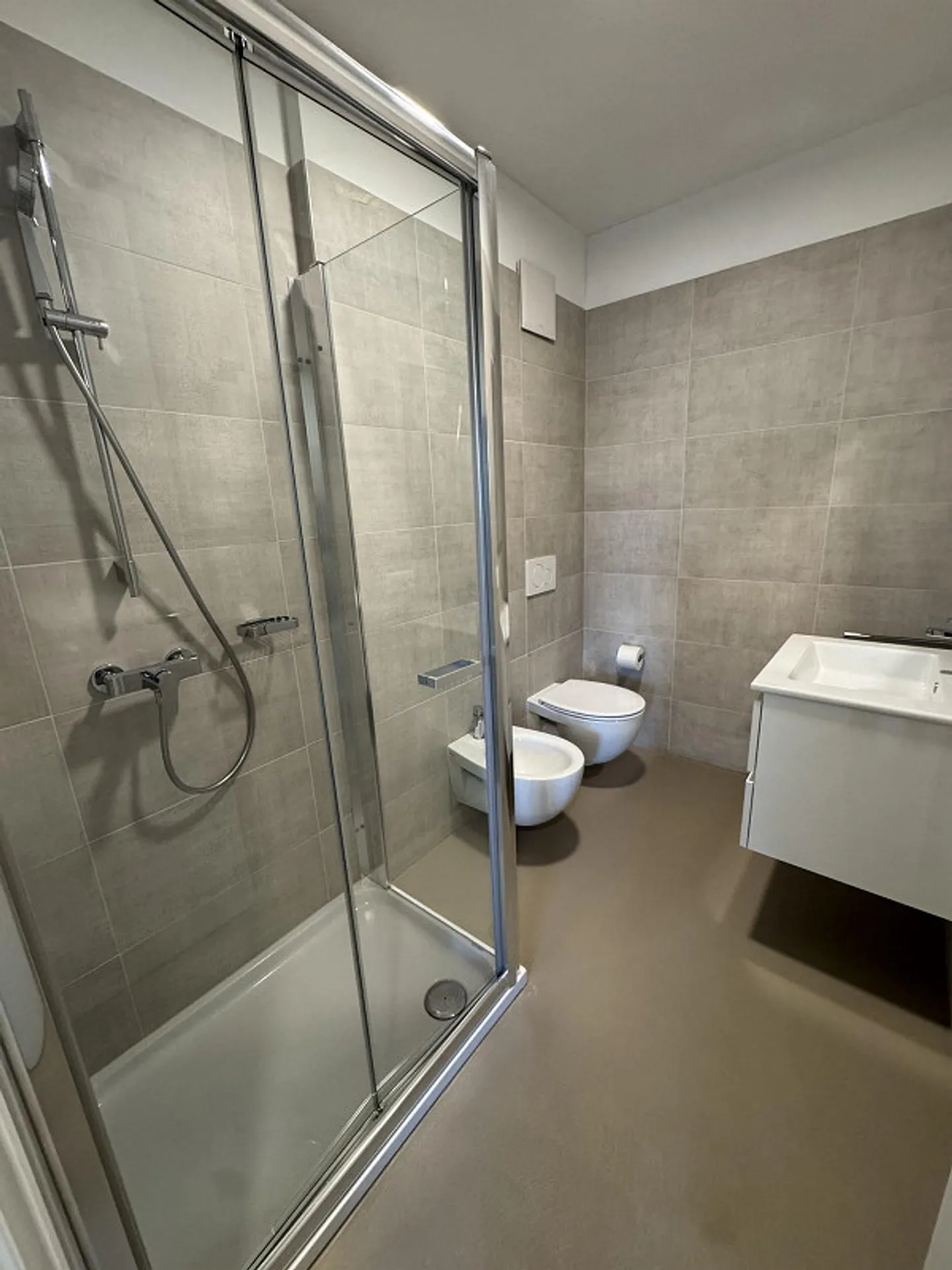 Vacallo – Möblierte 2,5-Zimmer-Wohnung, bezugsfertig - Foto 10 von 13