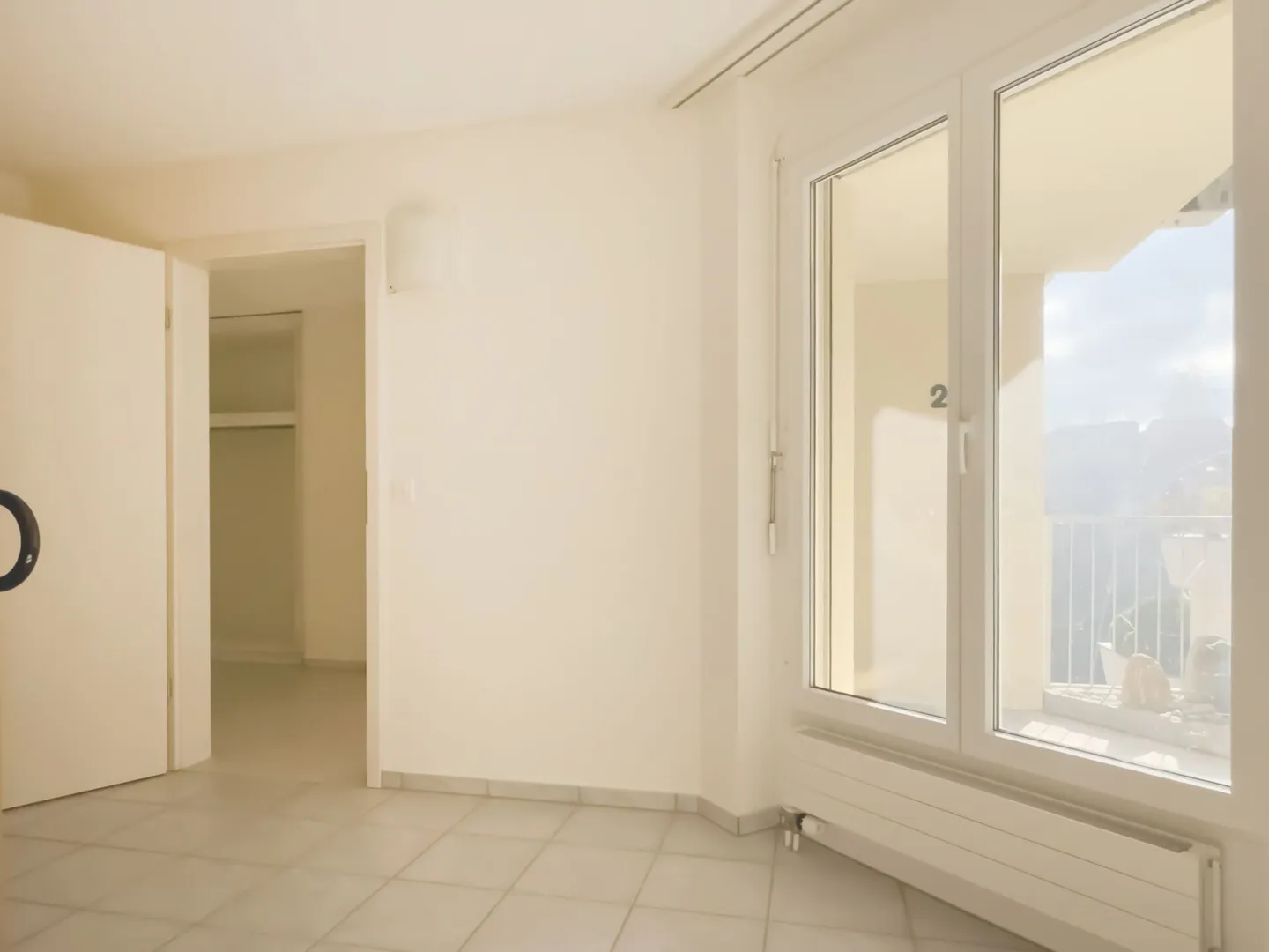 Geräumiges Terrassenhaus mit Aussicht - Foto 10 von 21