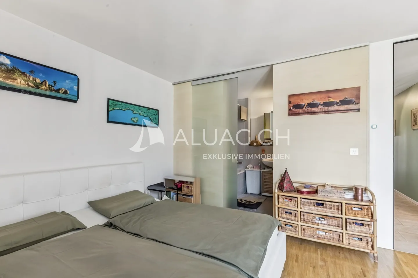 APPARTEMENT AVEC TERRASSE ET VUE ÉTENDUE - Photo 7 sur 13