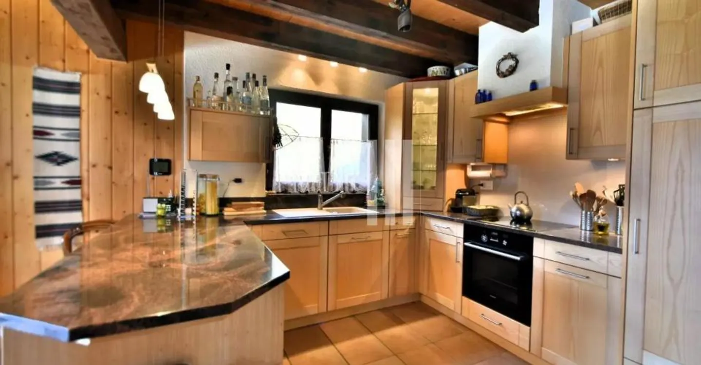 Charming Chalet in Champéry - Photo 3 of 12