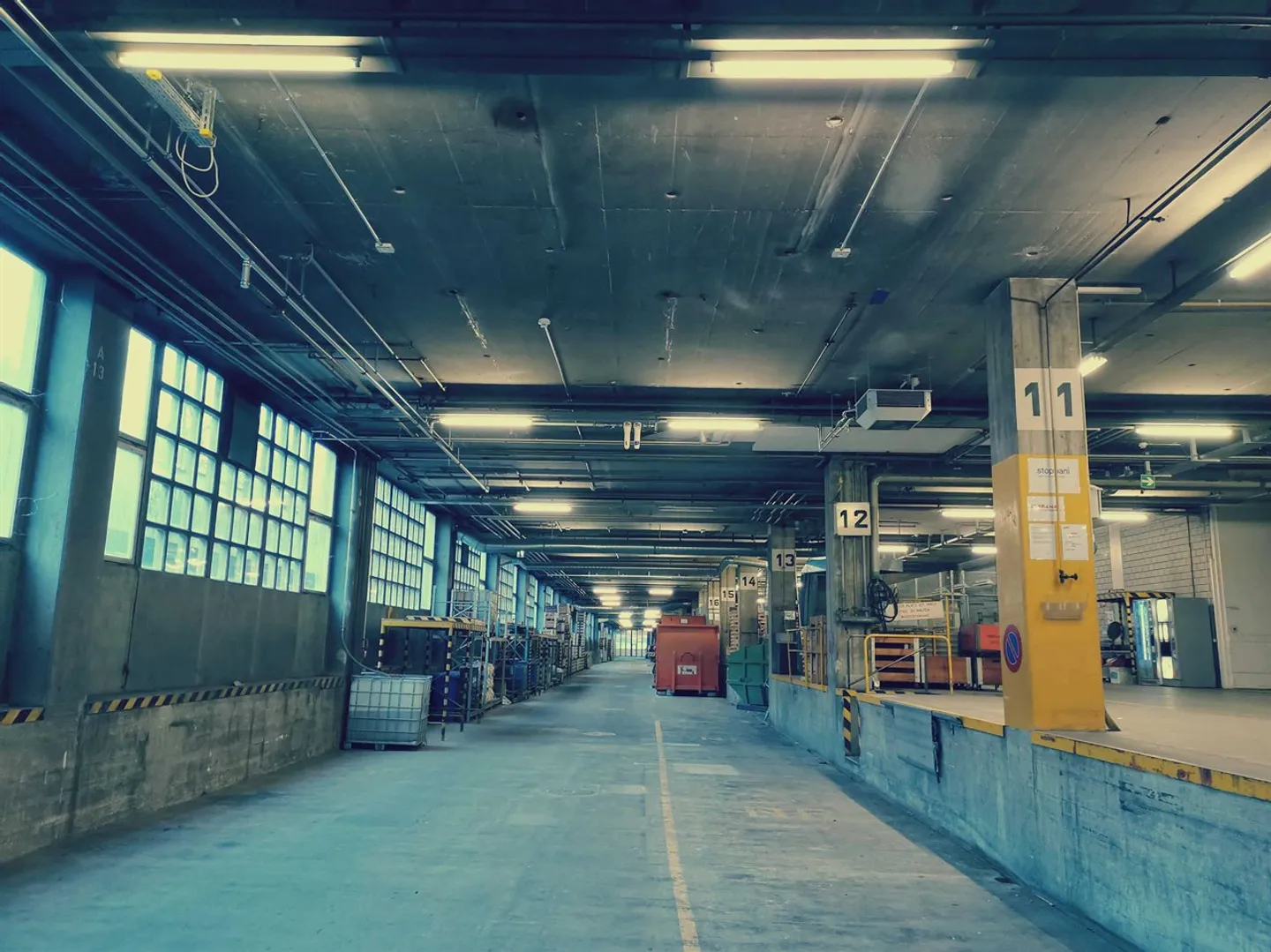 Spazi commerciali versatili e accessibili da 150 a 5.000 m2 - Foto 6 di 13