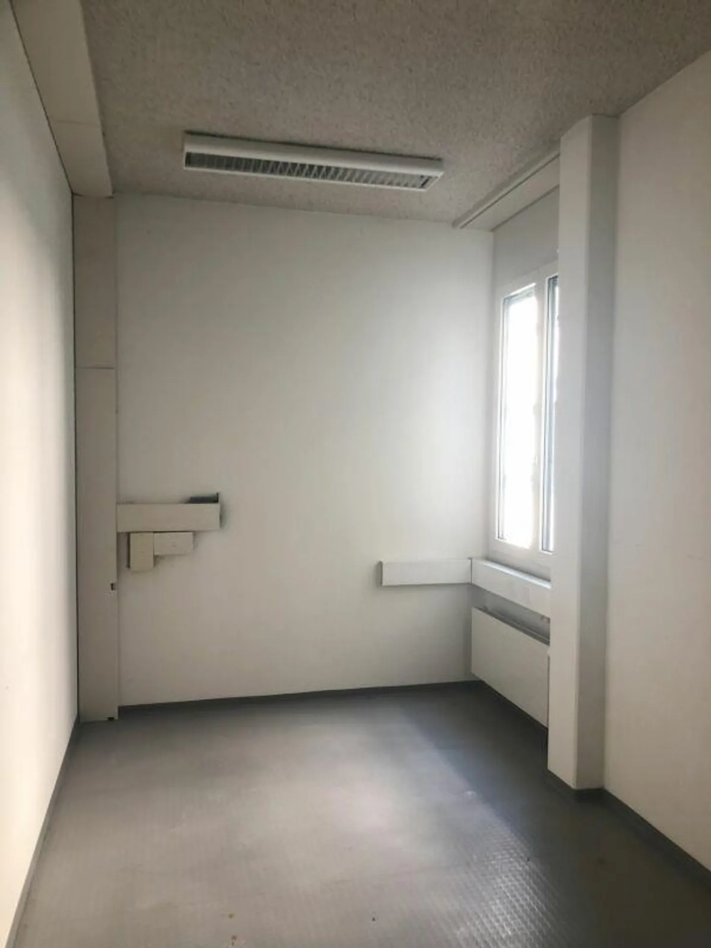 Spazio commerciale flessibile 267 m2 (economico) - Foto 4 di 11