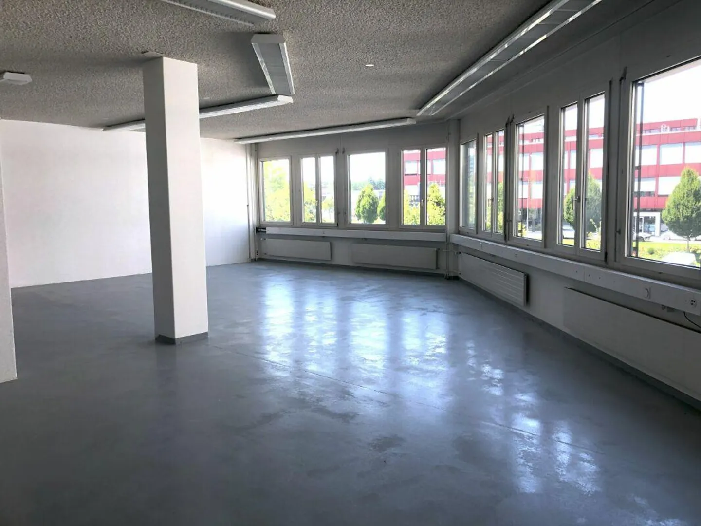 Spazio commerciale flessibile 267 m2 (economico) - Foto 6 di 11