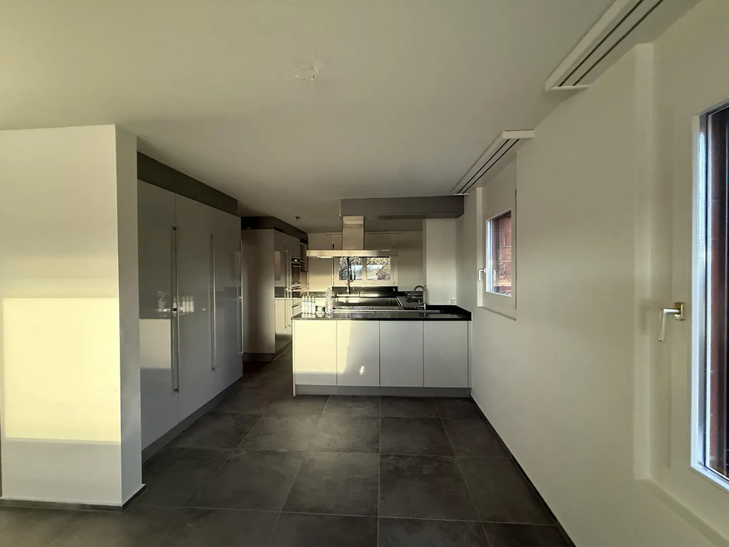 Apartment for rent 4 1/2 - Photo 3 of 15