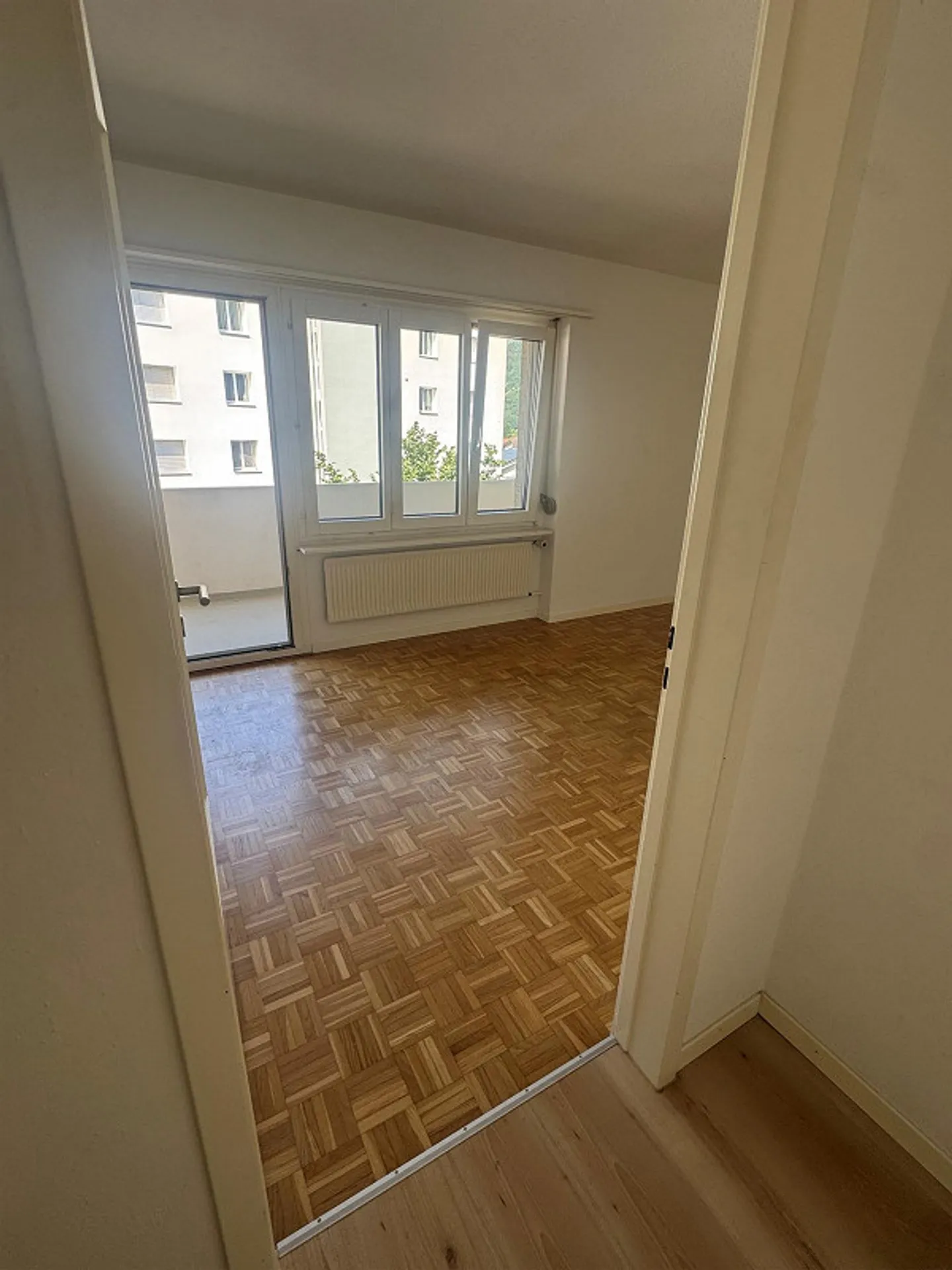 Helle renovierte Wohnung mit Balkon - Foto 5 von 15