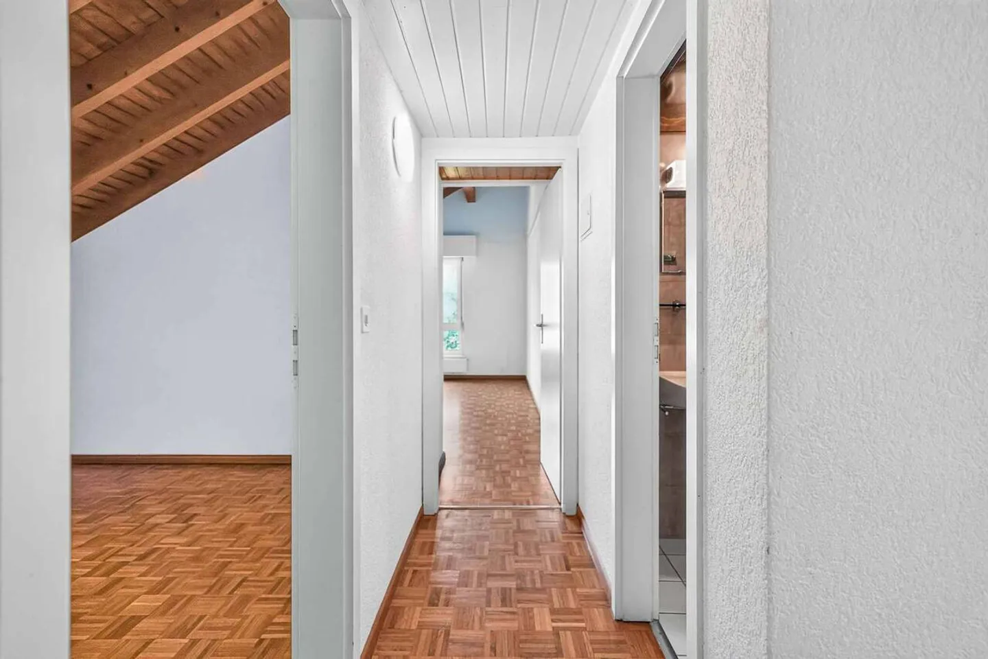 Magnifico duplex di 5 locali di 157 m2 a Epalinges! - Foto 4 di 10