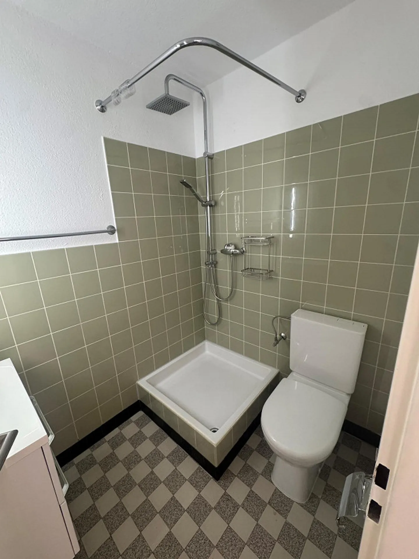 Helle renovierte Wohnung mit Balkon - Foto 12 von 15