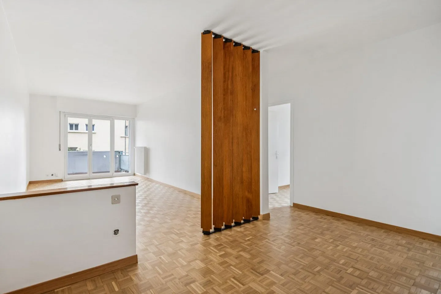 Appartamento con 3 camere vicino al CHUV - Foto 3 di 8
