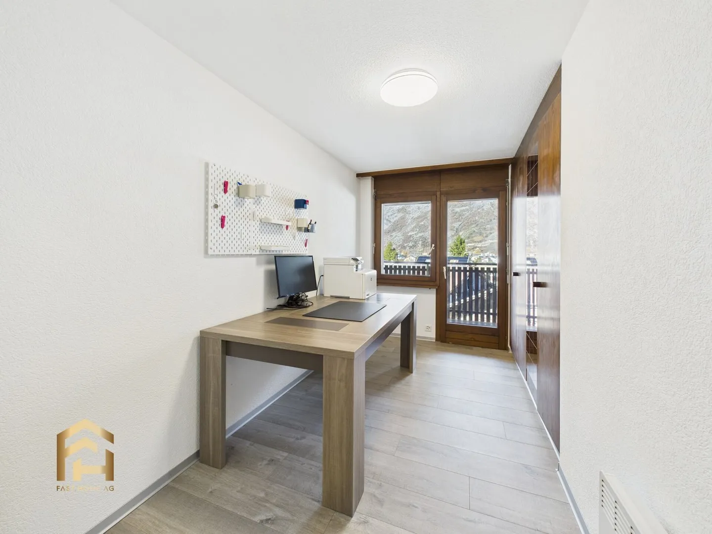 Fantastic 4.5-room apartment in Turtmann with breathtaking views - Photo 7 of 13