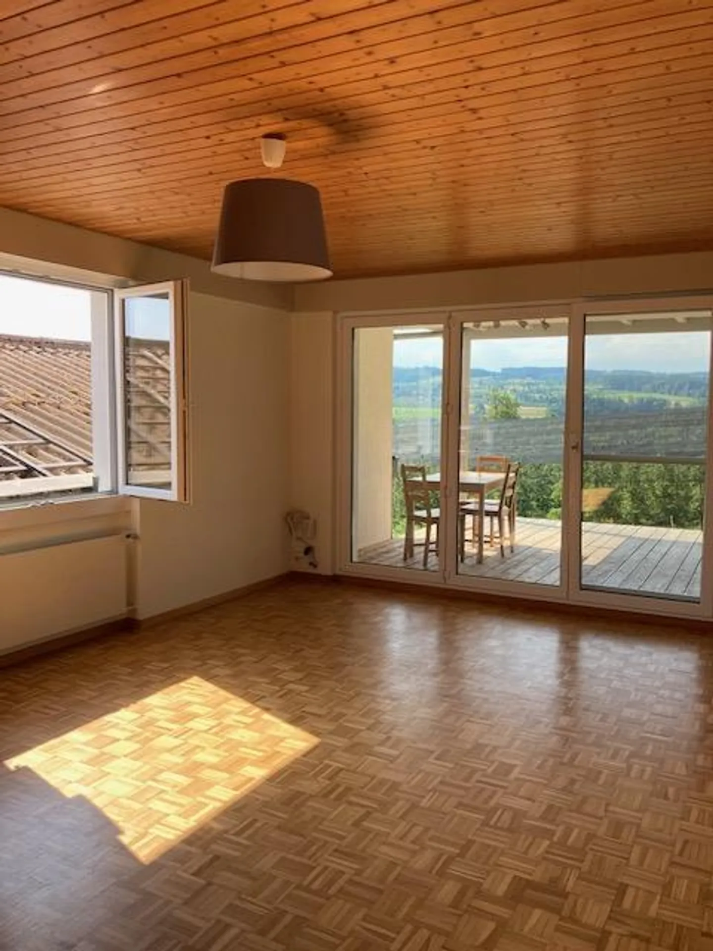 Appartamento di 2,5 stanze nel verde - Foto 3 di 9