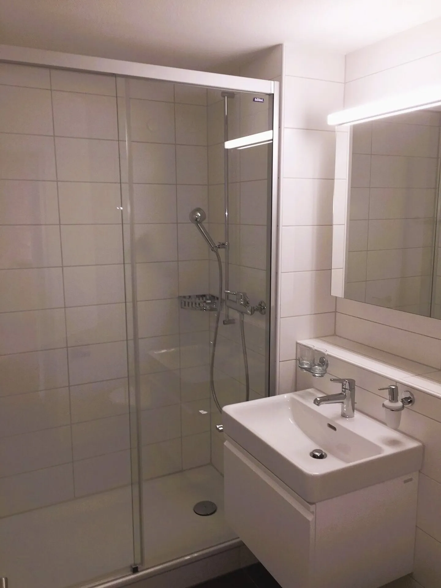 Modernes Apartment in Thun - Foto 3 von 6