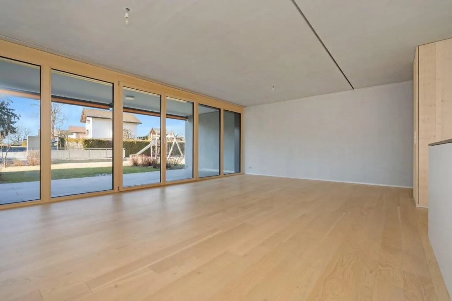 Bright 3.5-room apartment with balcony in a quiet location! - Photo 2 of 10