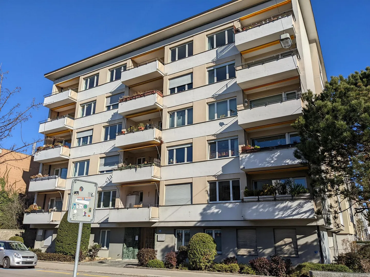 3-Zimmerwohnung im Erdgeschoss nähe Aeschenplatz - Foto 1 von 8