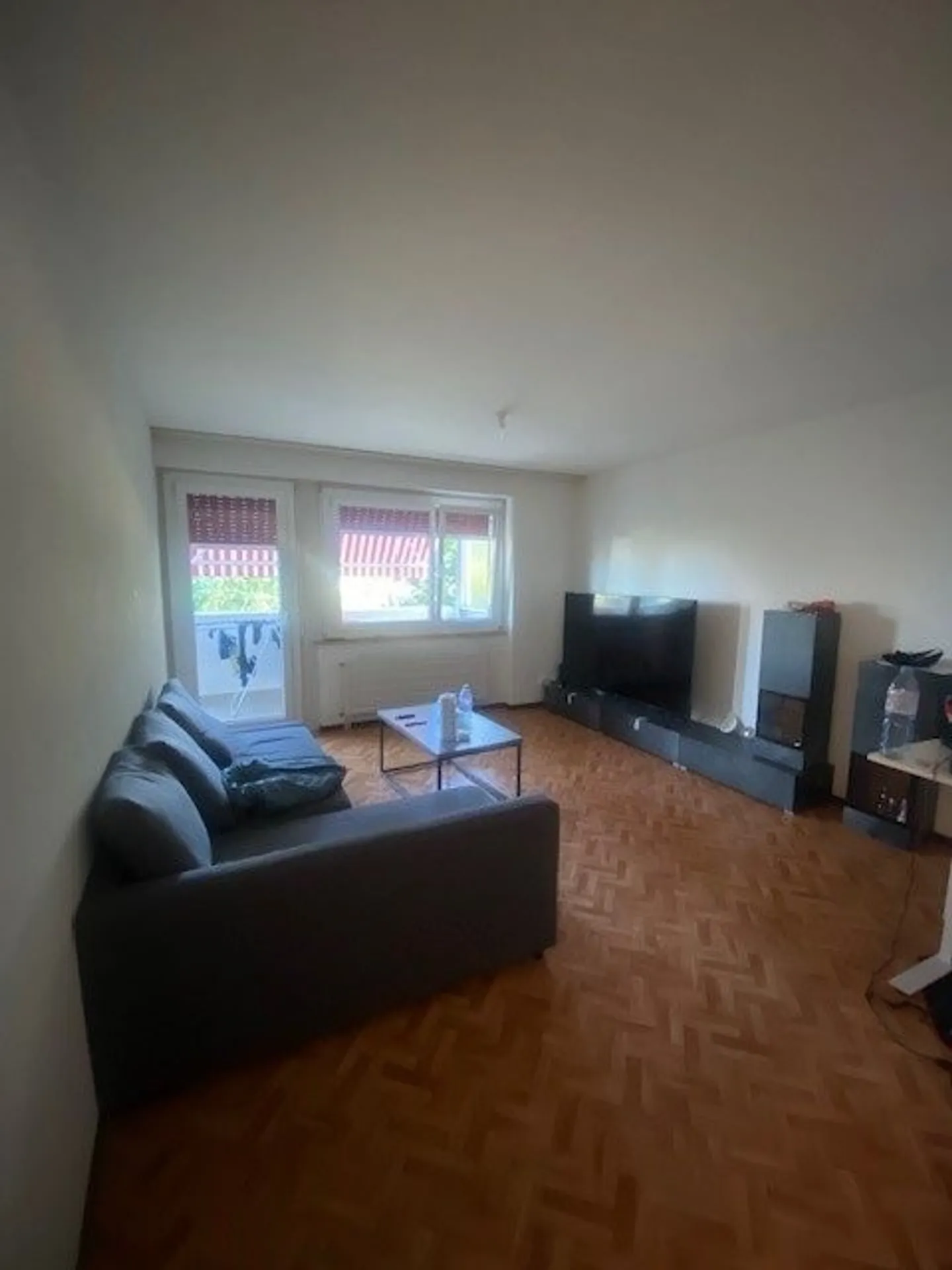 2.5-room apartment in the Jura district - Photo 2 of 6