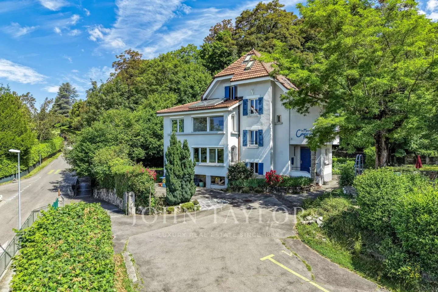 Charaktervolles Haus mit Seeblick - Foto 2 von 13
