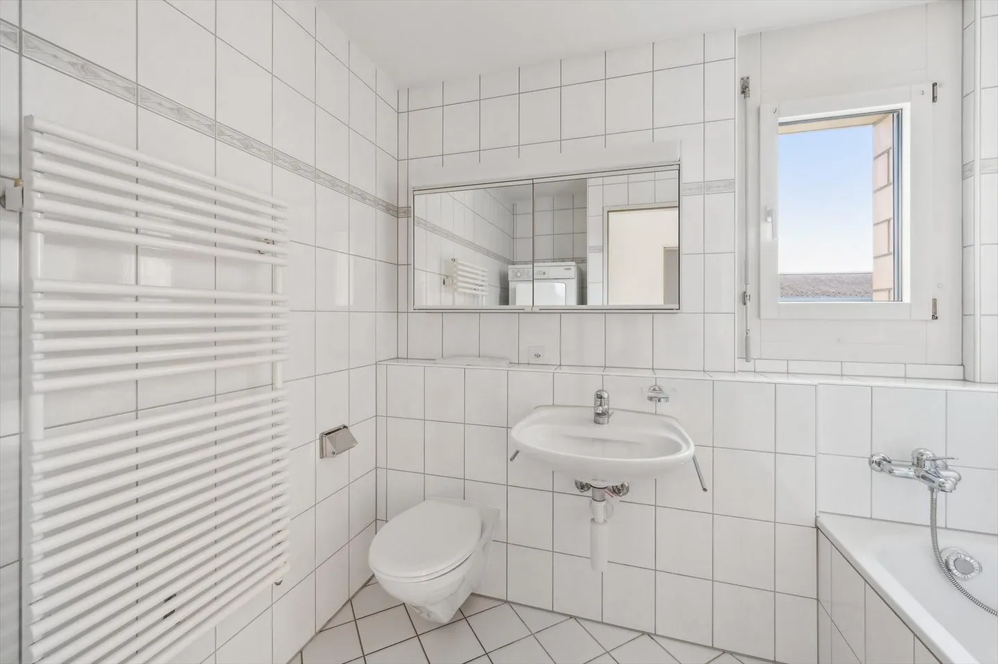 «Herrliche Dachwohnung mit grosser Terrasse!» - Foto 6 von 13