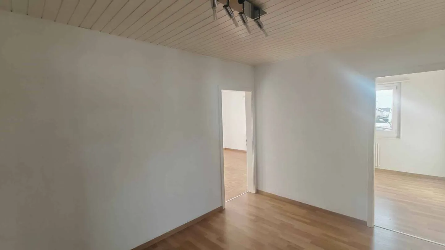 3,5-Zimmer-Wohnung im 3. Stock (ohne Aufzug) - Foto 3 von 13