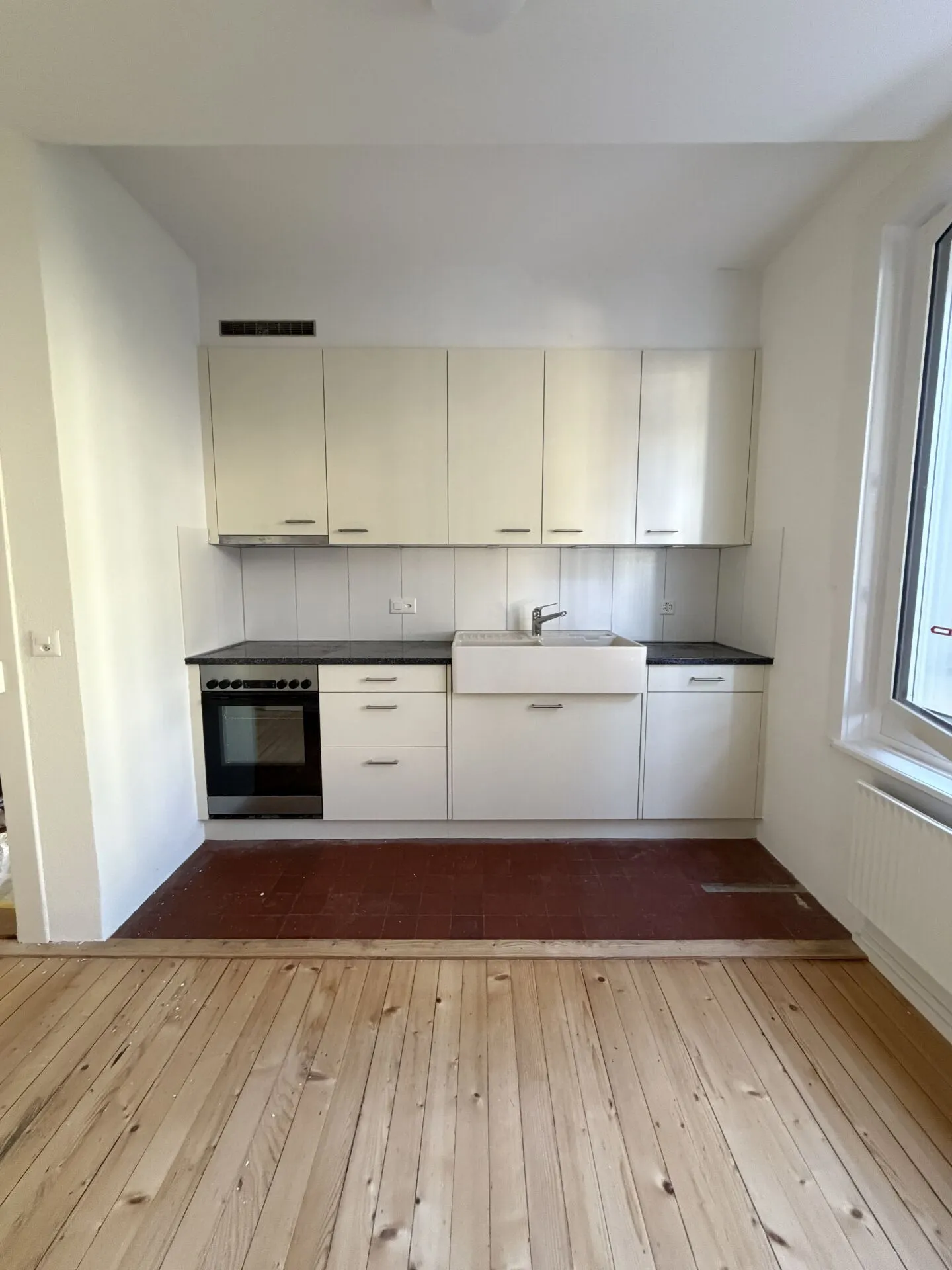 Stilvolle sanierte Wohnung - Foto 2 von 7