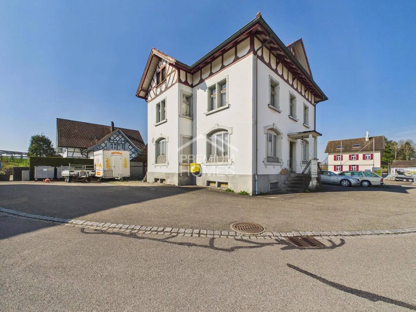 Charming Residential & Commercial Property with Great Development Potential - Photo 2 of 7