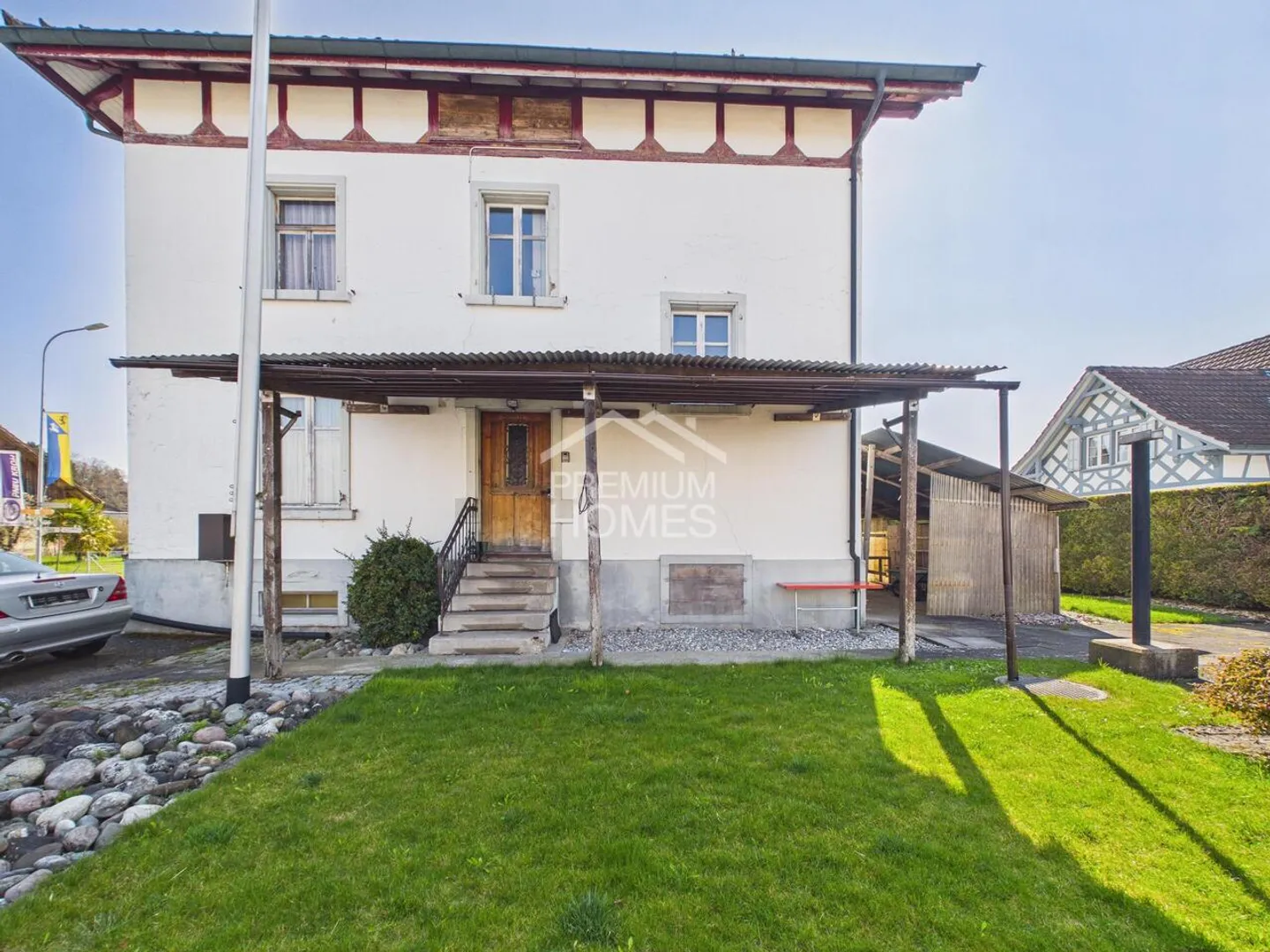 Charming Residential & Commercial Property with Great Development Potential - Photo 3 of 7