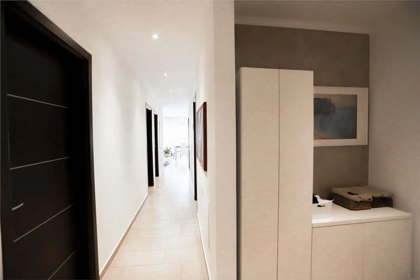 Appartamento di 4.5 locali con terrazza e giardino - Foto 4 di 13